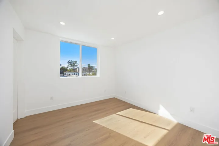 6241 Banner Avenue 1/4, Los Angeles, California 90038