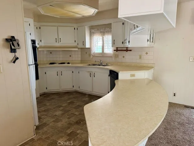 26116 Butterfly Palm, Homeland, California 92548