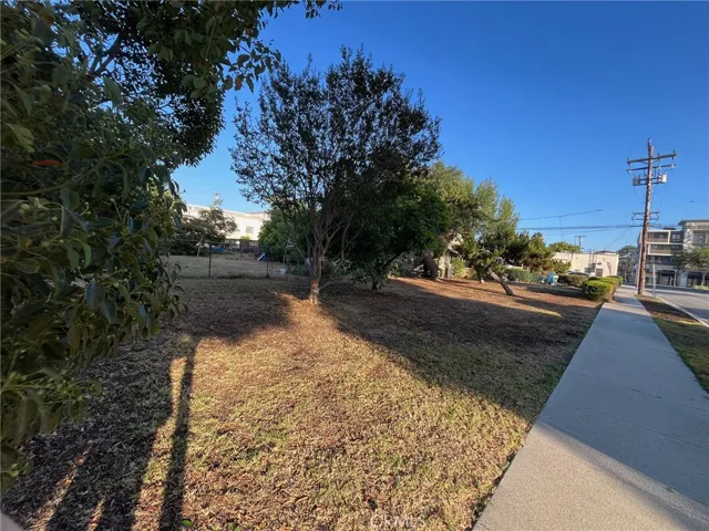 1530 S Charlotte, San Gabriel, California 91776