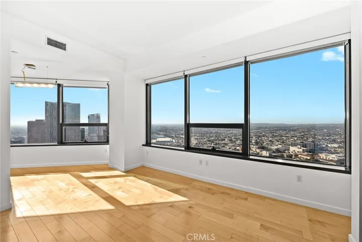 1100 Wilshire Boulevard 3309, Los Angeles, California 90017