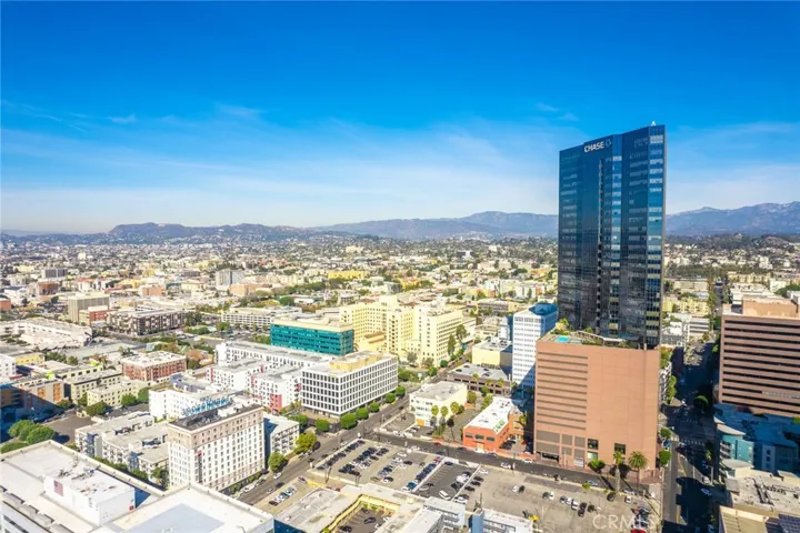 1100 Wilshire Boulevard 3309, Los Angeles, California 90017