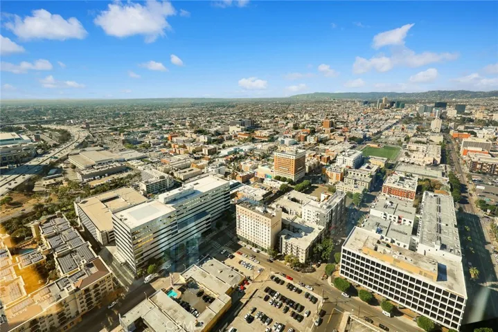 1100 Wilshire Boulevard 3309, Los Angeles, California 90017