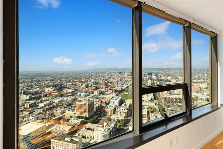 1100 Wilshire Boulevard 3309, Los Angeles, California 90017