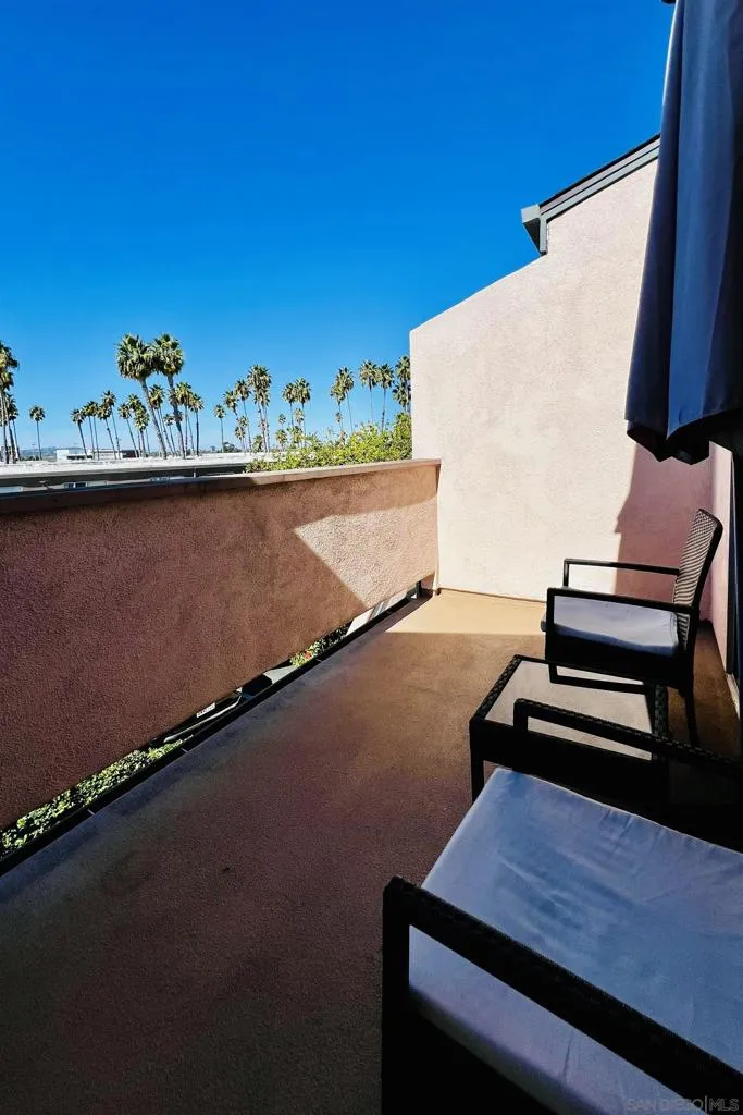 3254 Ashford St H, San Diego, California 92111 — photo 5