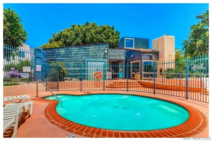 3254 Ashford St H, San Diego, California 92111