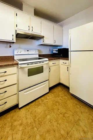 3254 Ashford St H, San Diego, California 92111