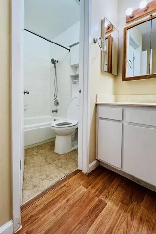 3254 Ashford St H, San Diego, California 92111