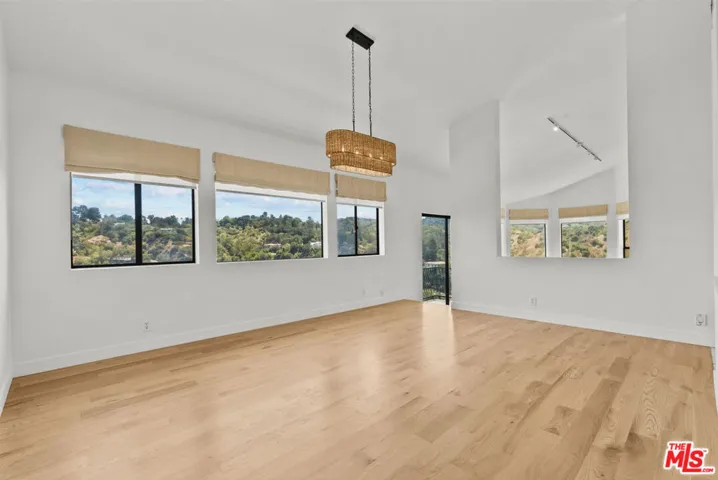3665 Alta Mesa Drive, Studio City, California 91604