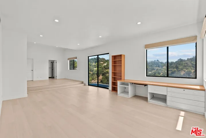 3665 Alta Mesa Drive, Studio City, California 91604