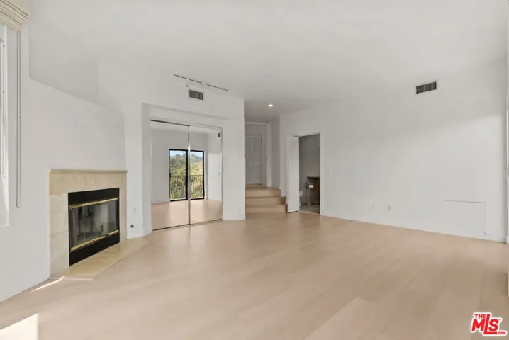 3665 Alta Mesa Drive, Studio City, California 91604