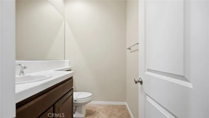 28327 Serenity Falls Way, Menifee, California 92585