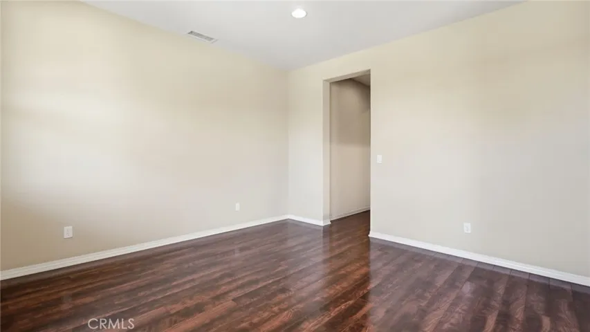 28327 Serenity Falls Way, Menifee, California 92585