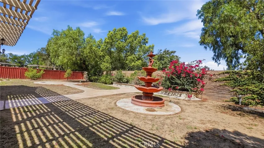 28327 Serenity Falls Way, Menifee, California 92585