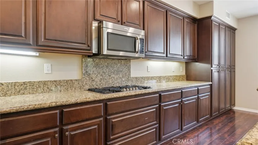 28327 Serenity Falls Way, Menifee, California 92585