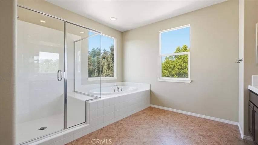 28327 Serenity Falls Way, Menifee, California 92585