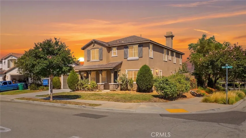 28327 Serenity Falls Way, Menifee, California 92585
