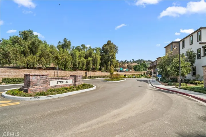 1480 Stratus Dr, Pomona, California 91768