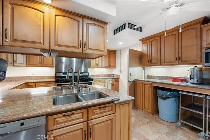 2275 W 25th Street 88, San Pedro, California 90732