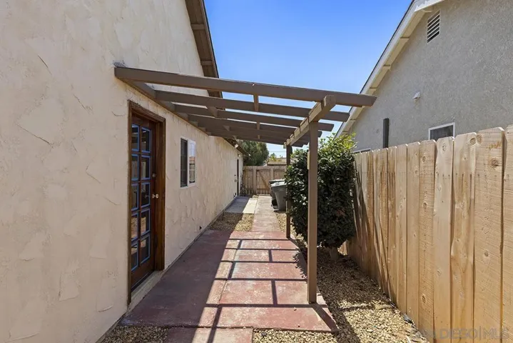 2170 Jefferson Ave, Escondido, California 92027