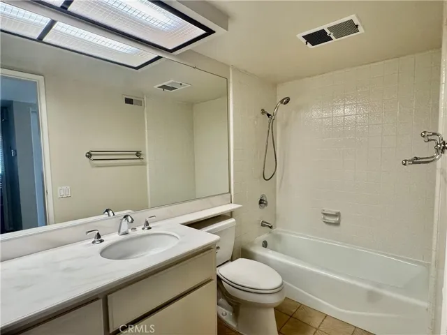 27814 Paguera 31, Mission Viejo, California 92692