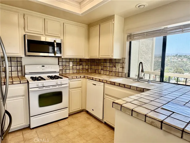 27814 Paguera 31, Mission Viejo, California 92692