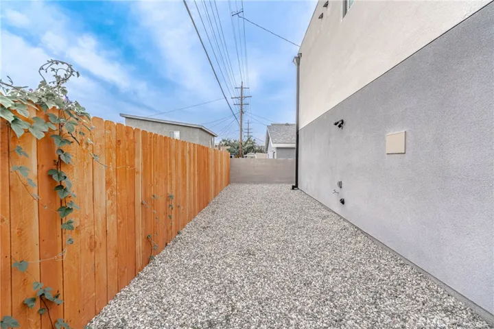 232 E Gage, Los Angeles, California 90003