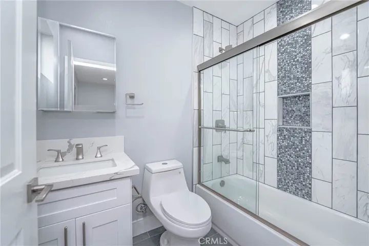 232 E Gage, Los Angeles, California 90003