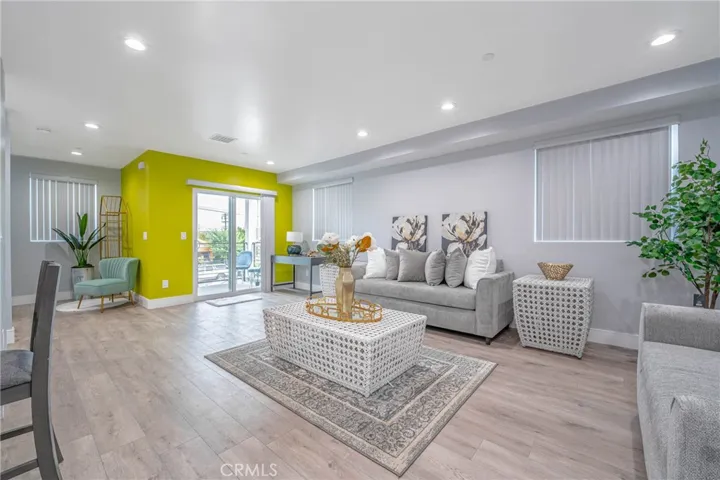 232 E Gage, Los Angeles, California 90003