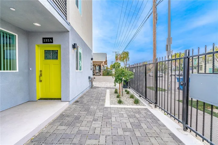 232 E Gage, Los Angeles, California 90003