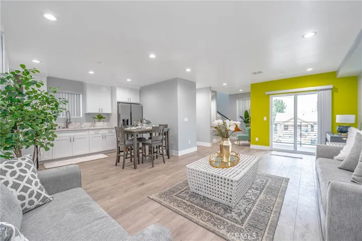 232 E Gage, Los Angeles, California 90003