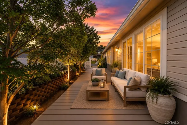 AI Staged Front Deck
