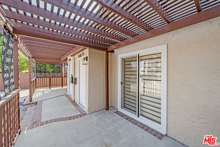 5430 Monroe Street, Los Angeles, California 90038