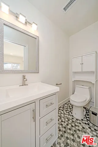 5430 Monroe Street, Los Angeles, California 90038