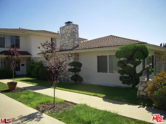 5028 W Slauson Avenue, Los Angeles, California 90056