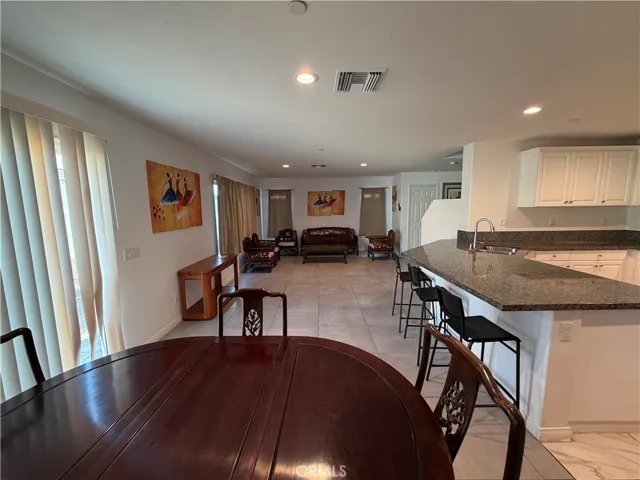 20093 Breeze Blooms Drive, Riverside, California 92507