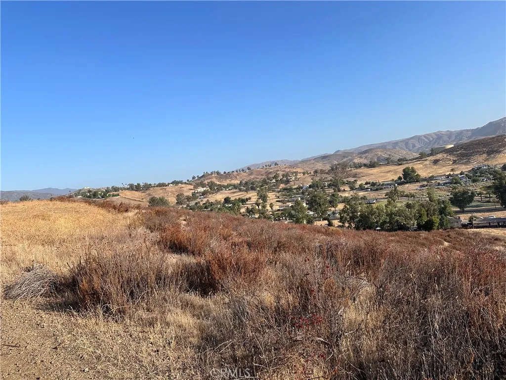 0 Foster, Lake Elsinore, California 92530 — photo 4