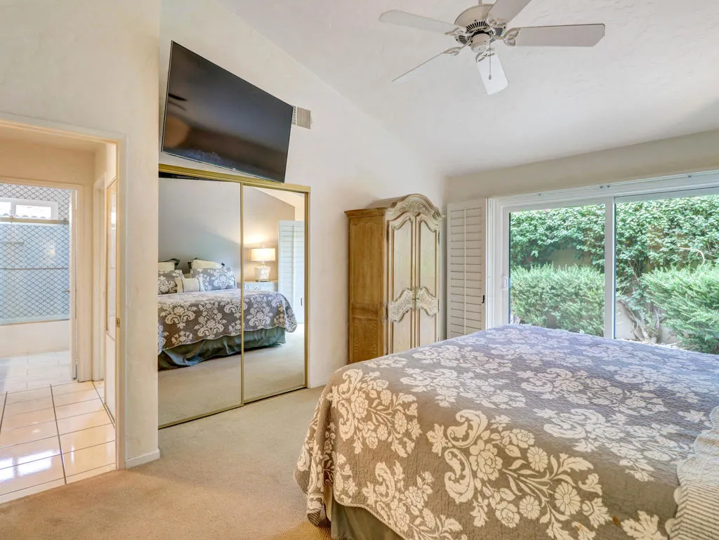 28-38697 Palm Valley Dr-28