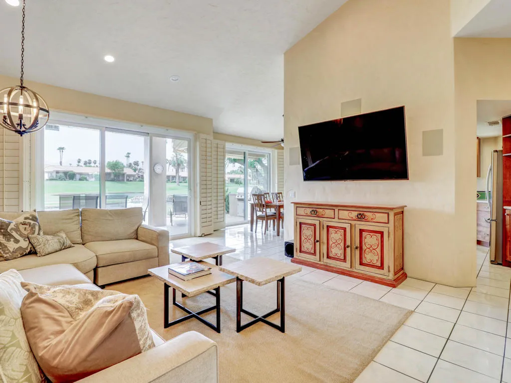 38-38697 Palm Valley Dr-38