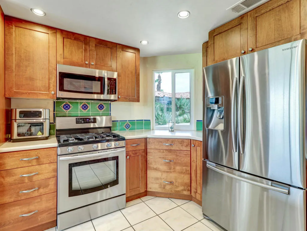54-38697 Palm Valley Dr-54