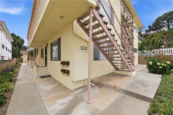 565 W 36th, San Pedro, California 90731