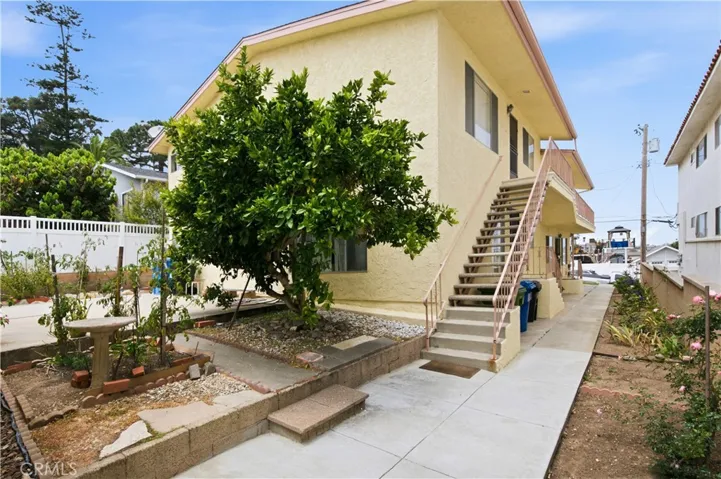565 W 36th, San Pedro, California 90731