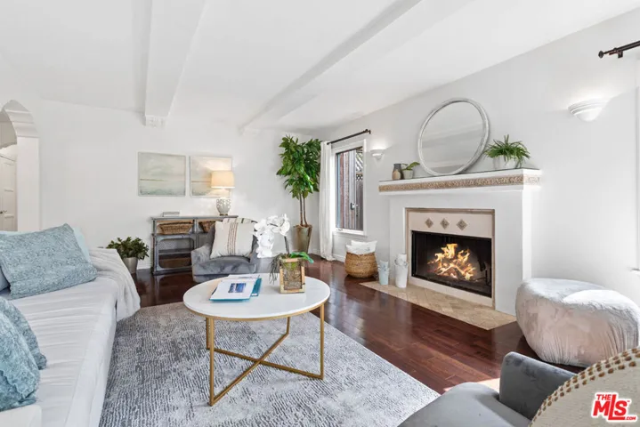 8585 Airdrome Street, Los Angeles, California 90035