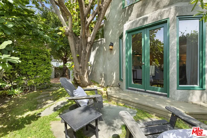 8585 Airdrome Street, Los Angeles, California 90035