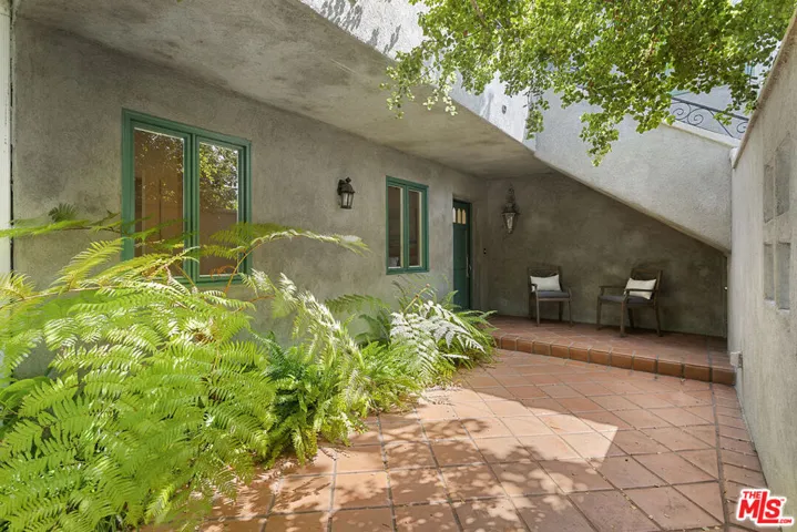 8585 Airdrome Street, Los Angeles, California 90035