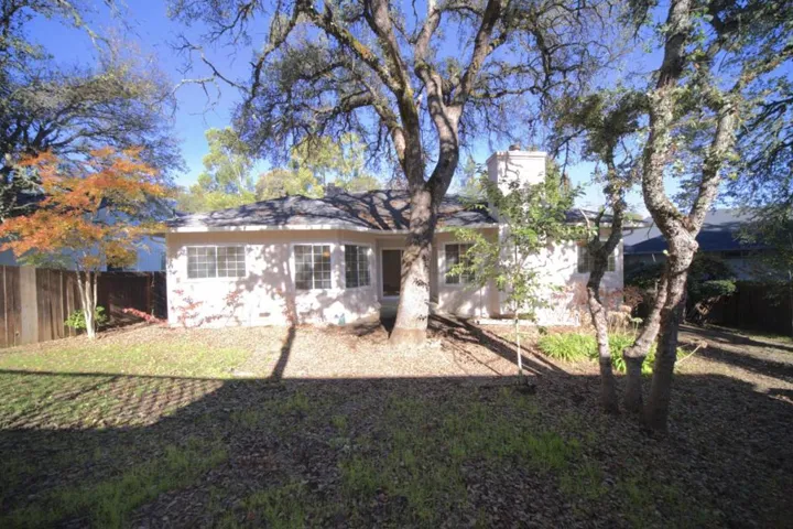 1315 20th Street, Lakeport, California 95453