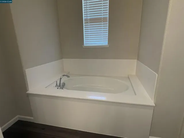 777 Country Club Dr, Moraga, California 94556