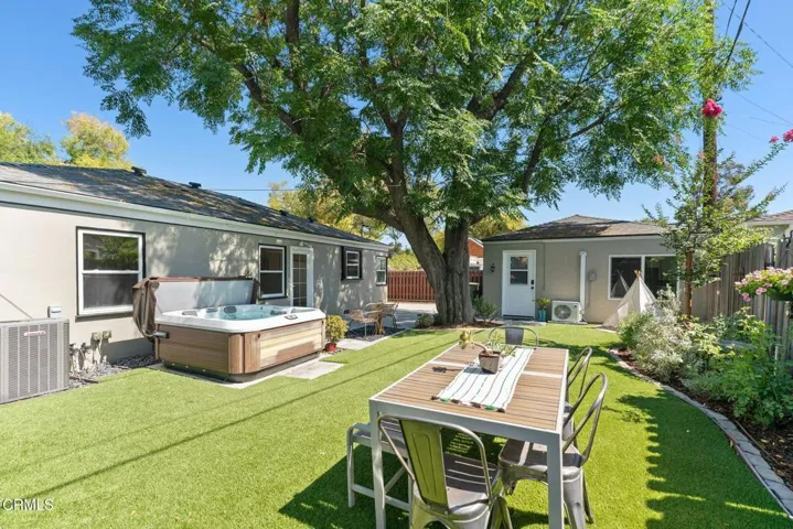 395 N Daisy Ave-47