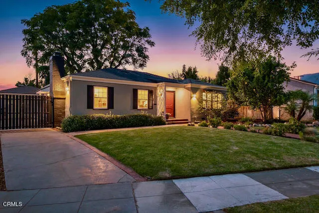 395 N Daisy Ave-59