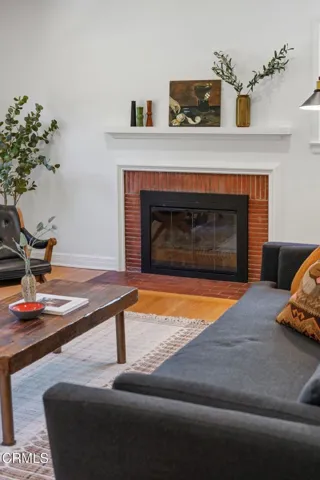 395 N Daisy Ave-15