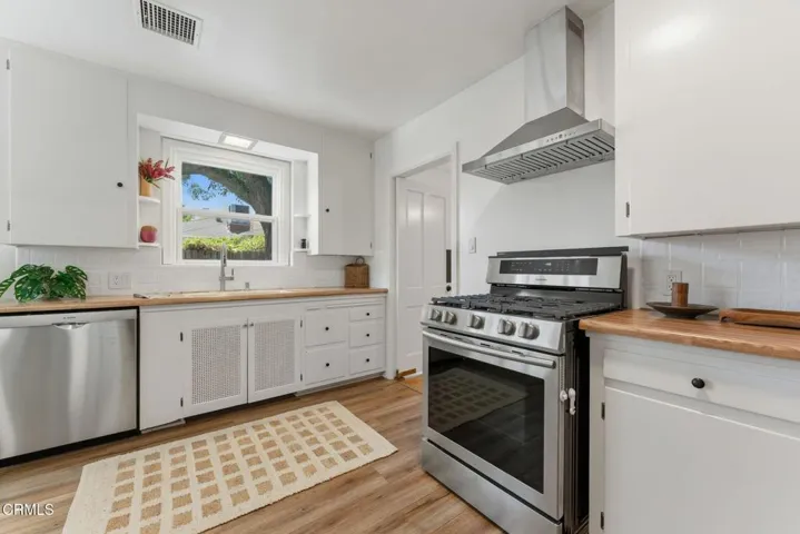 395 N Daisy Ave-27